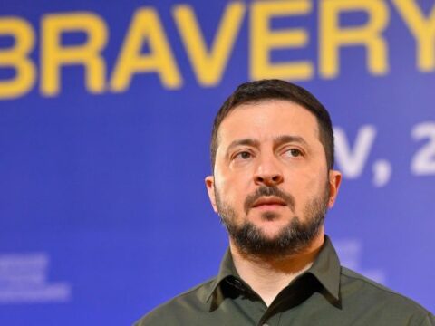 Zelenski Rusiya və İrana sanksiya tətbiq etdi