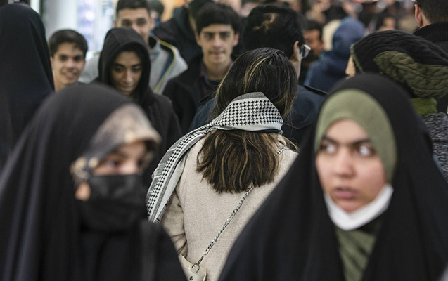 İran hicab qaydasını pozanları cəzalandıracaq