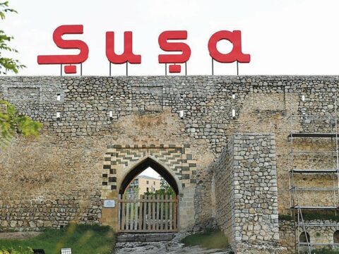 Şuşadakı abidələrin əksəriyyəti işğal zamanı dağıdılıb