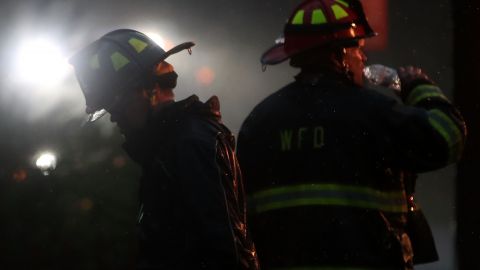 Dubayda güclü yanğın – 16 nəfər öldü