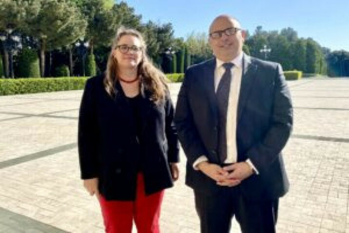 Blinkenin köməkçisinin müavini Bakıdadır