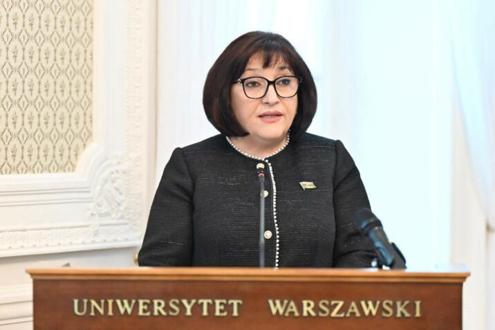 Sahibə Qafarova Varşavada çıxış etdi