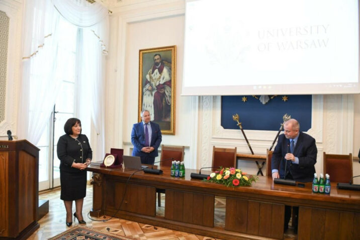 Milli Məclisin sədri Varşava Universitetində məruzə ilə çıxış edib