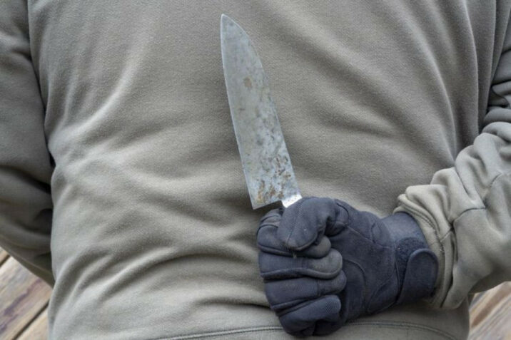 Tovuzda çayxanada bıçaqlanma olub