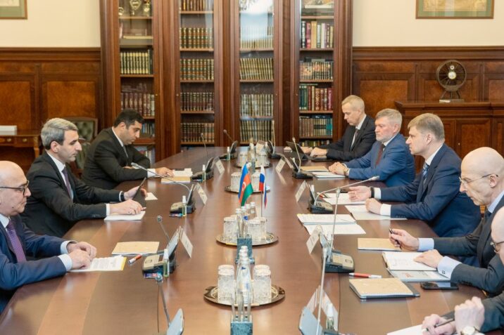 Rövşən Rüstəmov rusiyalı həmkarı ilə görüşüb Rövşən Rüstəmov rusiyalı həmkarı ilə görüşüb