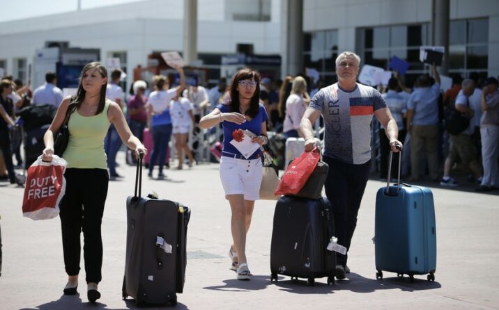 Rusiya və Türkiyə turistlər üçün aviareyslərin sayının artırılması barədə razılığa gəlib Rusiya və Türkiyə turistlər üçün aviareyslərin sayının artırılması barədə razılığa gəlib