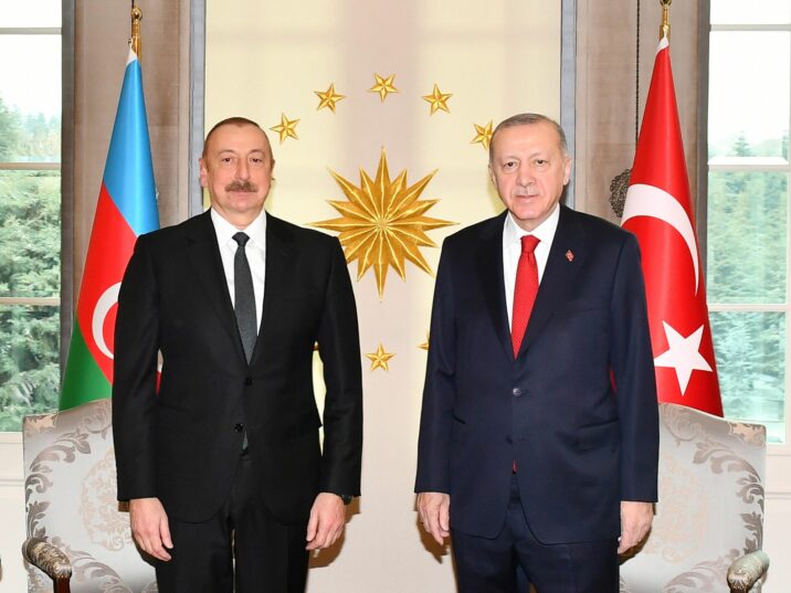 İlham Əliyev Ərdoğanı Azərbaycana dəvət etdi