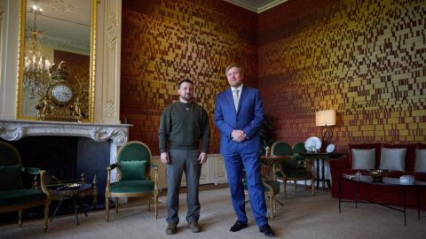 Zelenski kralla görüşdü