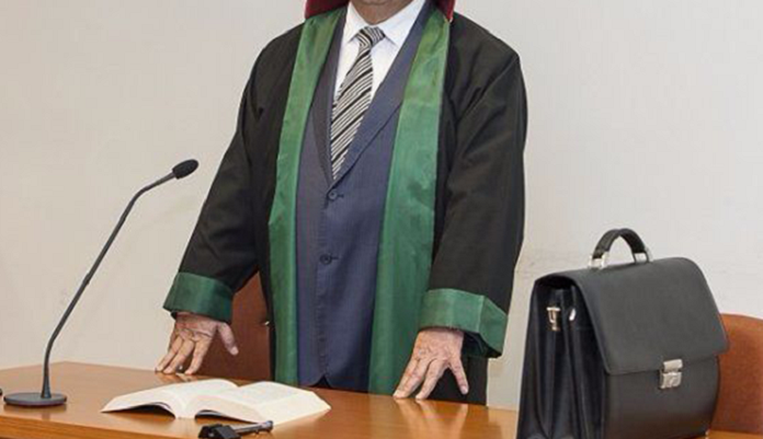 Daha bir vəkilin fəaliyyətinə xitam verildi