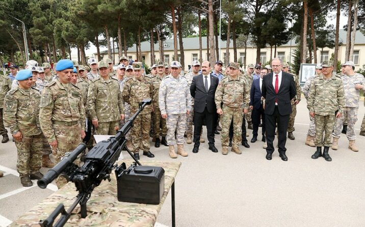 Türkiyənin Milli Müdafiə Universitetinin nümayəndə heyəti Komando hərbi hissəsində olub Türkiyənin Milli Müdafiə Universitetinin nümayəndə heyəti Komando hərbi hissəsində olub