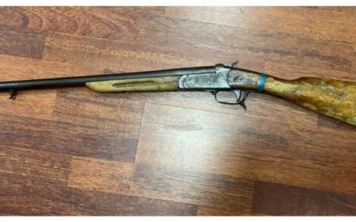 Həbsdə olan şəxsin evindən silah tapıldı