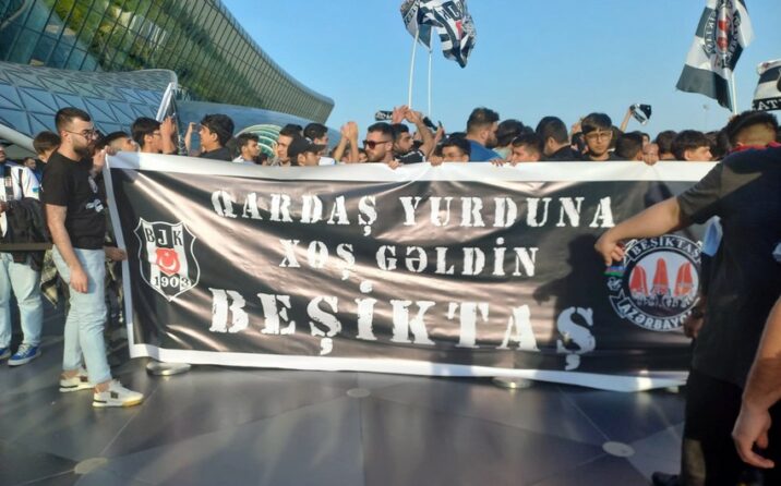 “Beşiktaş” klubu Bakıya gəldi