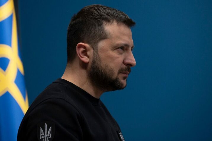 Zelenski sabah Almaniyaya gedir 