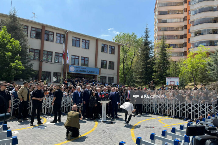 CHP sədri Kamal Kılıçdaroğlu səsvermədə iştirak edib