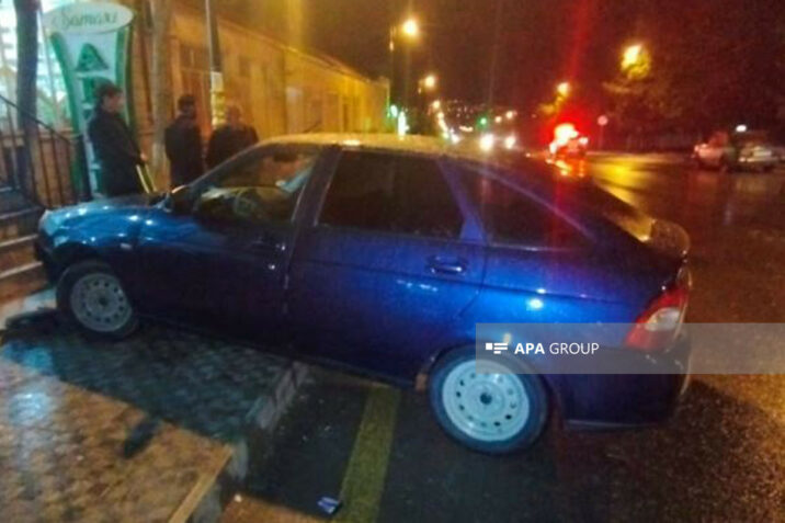 Şamaxıda avtomobil piyadaları vurub – FOTO