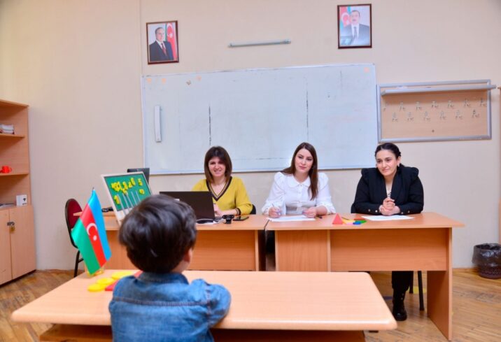 I siniflərə qəbulla bağlı müsahibəyə qeydiyyat başlayır