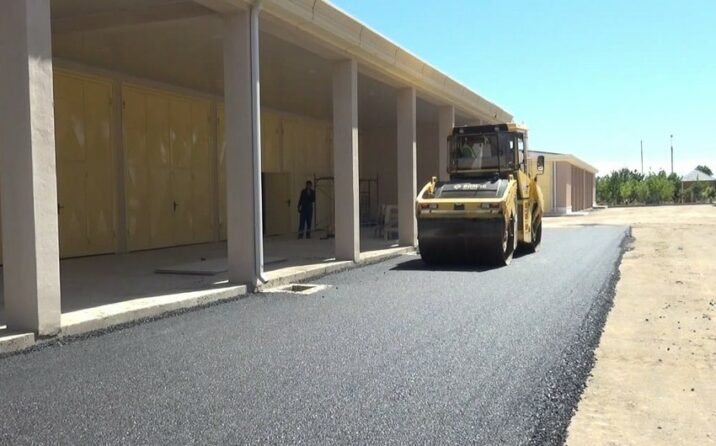 Naxçıvanda avtomobil yolları yenidən qurulur