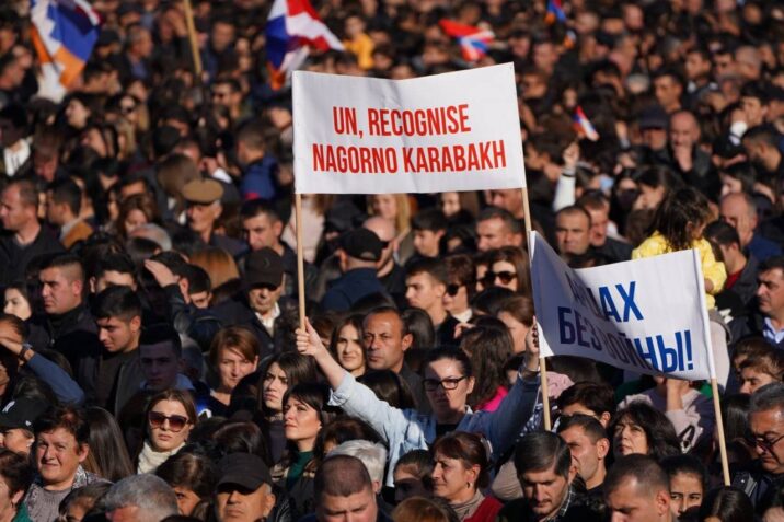 Azərbaycanın haykların məskunlaşdırıldığı hissəsində əksər sosial şəbəkələr bloklandı?..