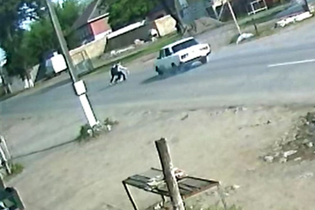 Azərbaycanda məktəbliləri maşın vurdu – ANBAAN VİDEO