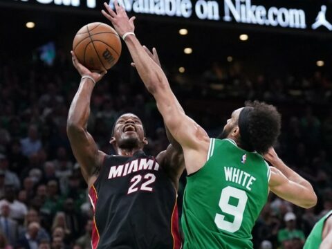 NBA-da finalçılar müəyyənləşdi
