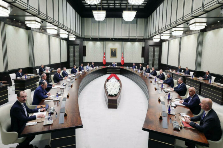 Hökumətdə yeni simalar olacaq – AKP-dən vacib açıqlama Hökumətdə yeni simalar olacaq – AKP-dən vacib açıqlama