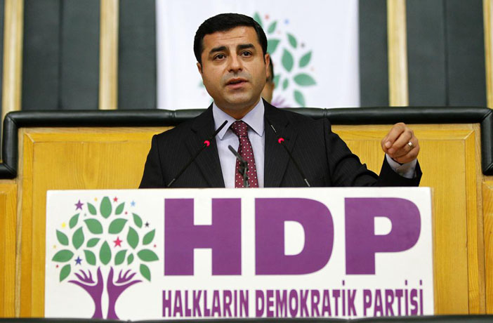 Buna görə namizəd olmağını istəmədik Buna görə namizəd olmağını istəmədik
