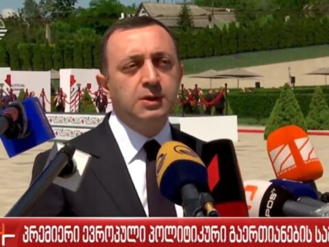 Gürcüstan Bakı və İrəvanın sülh danışıqlarını dəstəkləyir