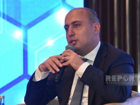 Emin Əmrullayev valideynlərə çağırış edib