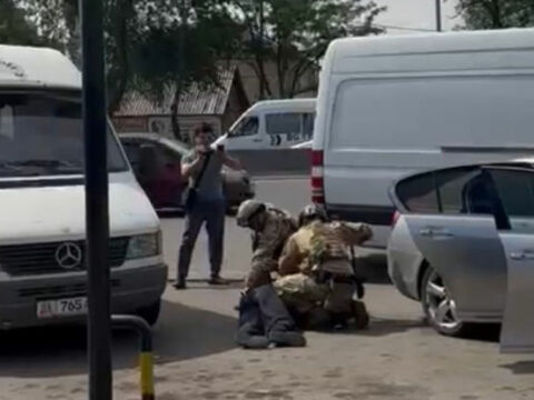 Qırğızıstanda dövlət çevrilişinə cəhdin qarşısı alınıb
