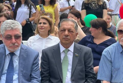 Ədəbiyyat və Kitab festivalında 5 cilddən ibarət “Türk Dünyası” təqdim olundu