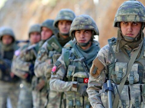 NATO Kosovoya əlavə 500 hərbçi göndərib