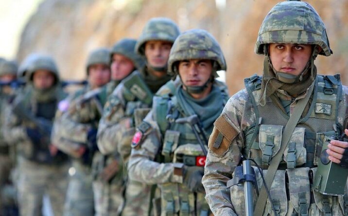 NATO Kosovoya əlavə 500 hərbçi göndərib NATO Kosovoya əlavə 500 hərbçi göndərib