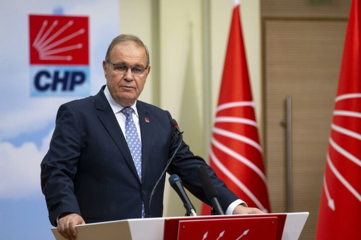 “Kılıçdaroğlu istefa verəcəkmi?” sualına CHP sözçüsünün cavabı “Kılıçdaroğlu istefa verəcəkmi?” sualına CHP sözçüsünün cavabı