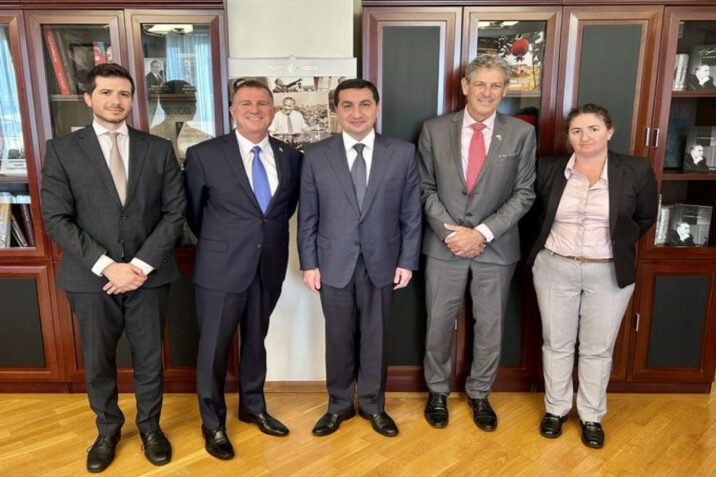 Hikmət Hacıyev İsrail nümayəndələri ilə görüşdü Hikmət Hacıyev İsrail nümayəndələri ilə görüşdü