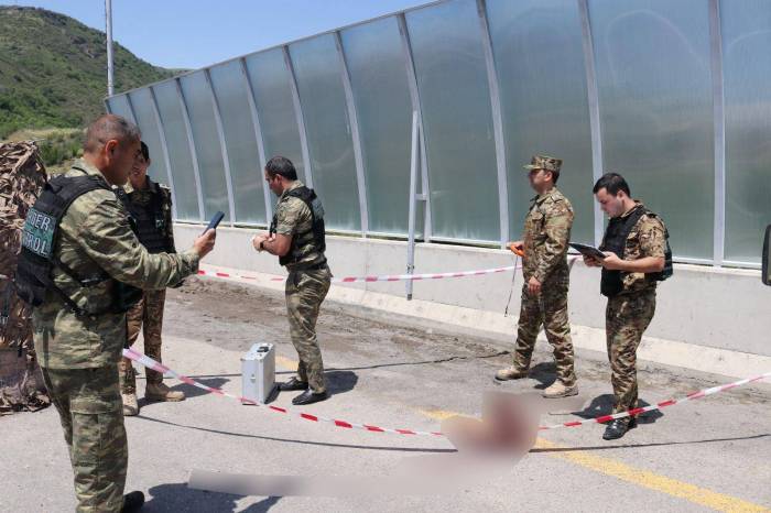 Laçındakı təxribatın arxasında rus barmağı Laçındakı təxribatın arxasında rus barmağı