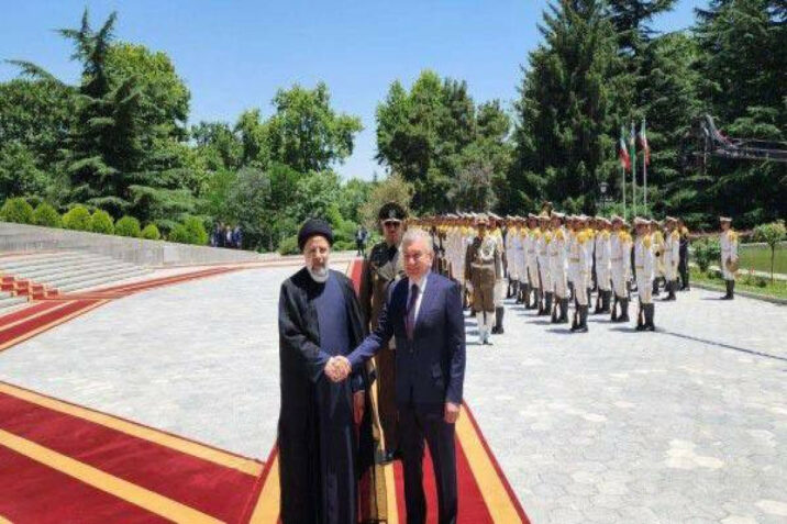 Özbəkistan və İran Prezidentləri görüşdü