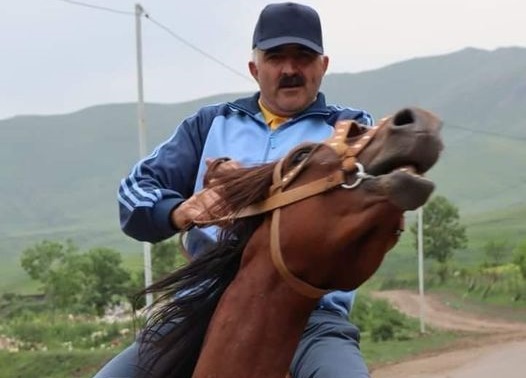 Hər ağrının bir məlhəmi var, sənsizlik ağrısının isə heç bir dərmanı, dəvası olmayacaq…