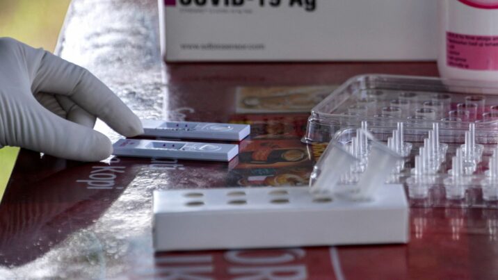 4 nəfər yoluxdu, 3 nəfər sağaldı