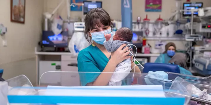 İsraildə ilk dəfə olaraq ölmüş qadının yumurta hüceyrələrindən körpə doğula bilər