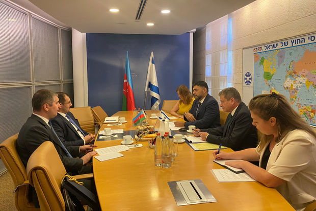Səfir Muxtar Məmmədov İsrail XİN-in baş direktoru ilə görüşüb