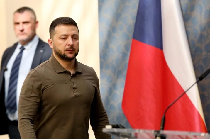 Müdafiə üçün də silahlara ehtiyacımız var