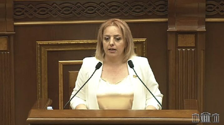 Ermənistanda ölən deputatın yerinə yenisi gəldi Ermənistanda ölən deputatın yerinə yenisi gəldi