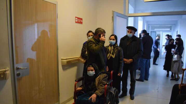 Bizdə pasiyentlərin həkimləri gözləmə müddəti çox azdır