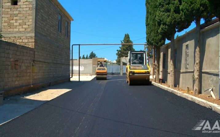 Buzovna qəsəbəsinin Qaçaq Nəbi küçəsi təmir olunur
