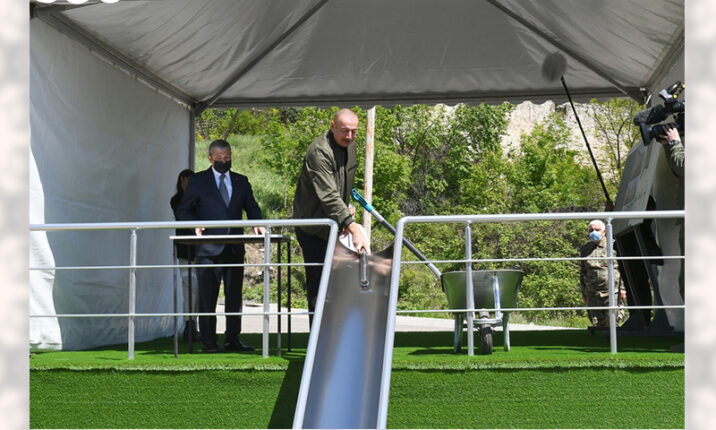 Prezident Daşaltıda yaşayış kompleksinin təməlini qoydu
