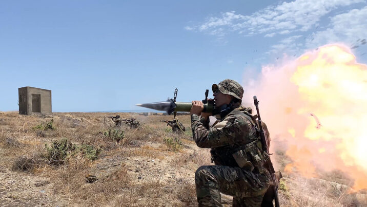 Xəzər dənizində keçirilən təlimlərdən GÖRÜNTÜLƏR