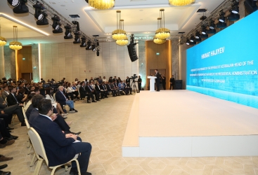 Media Forumu işini panel müzakirələrlə davam etdirib