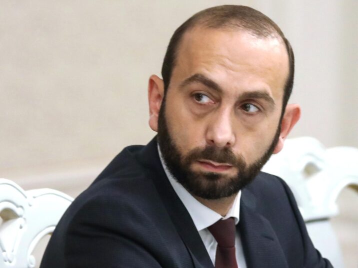 Ararat Mirzoyan maltalı həmkarı ilə danışıqlar apardı