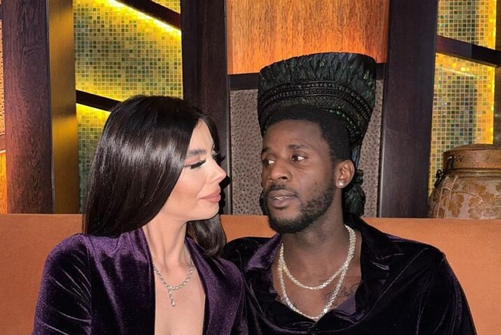 “Şamaxı”nın sabiq futbolçusu ilə ailə quran azərbaycanlı qadından şok paylaşım “Şamaxı”nın sabiq futbolçusu ilə ailə quran azərbaycanlı qadından şok paylaşım