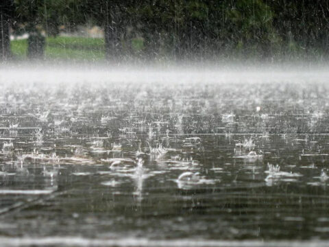 Bəzi yerlərdə leysan yağıb – FAKTİKİ HAVA